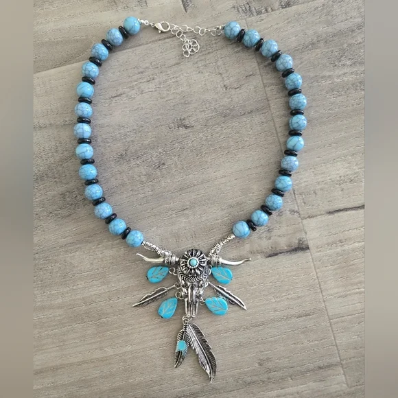 Ox Cow Skull Dangle Feathers Necklace Silver Blue/Black Beads Western Cowgirl - Picture 1 of 7